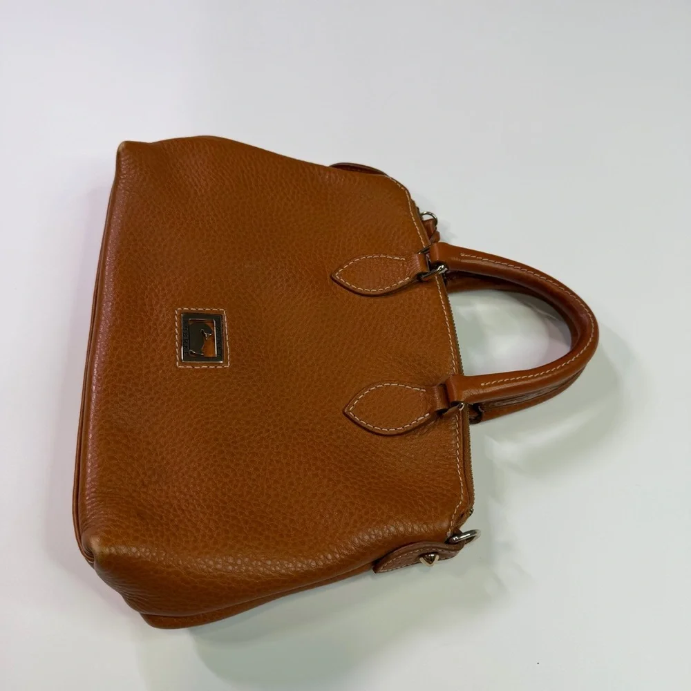 Dooney & Bourke Vintage Pebbled Tan Leather Handbag Y2K Preppy Quiet Luxury Zip - Picture 4 of 13